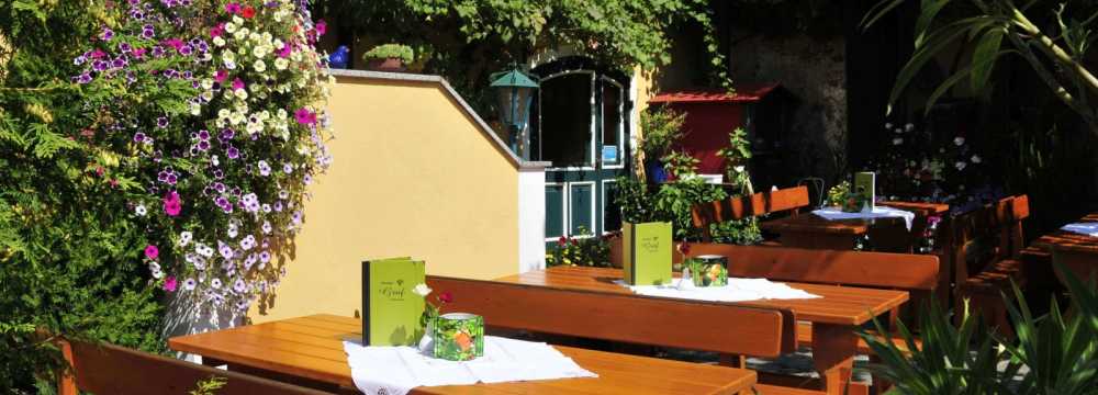 Restaurants in Durnstein: Heurigen Graf Unterloiben 